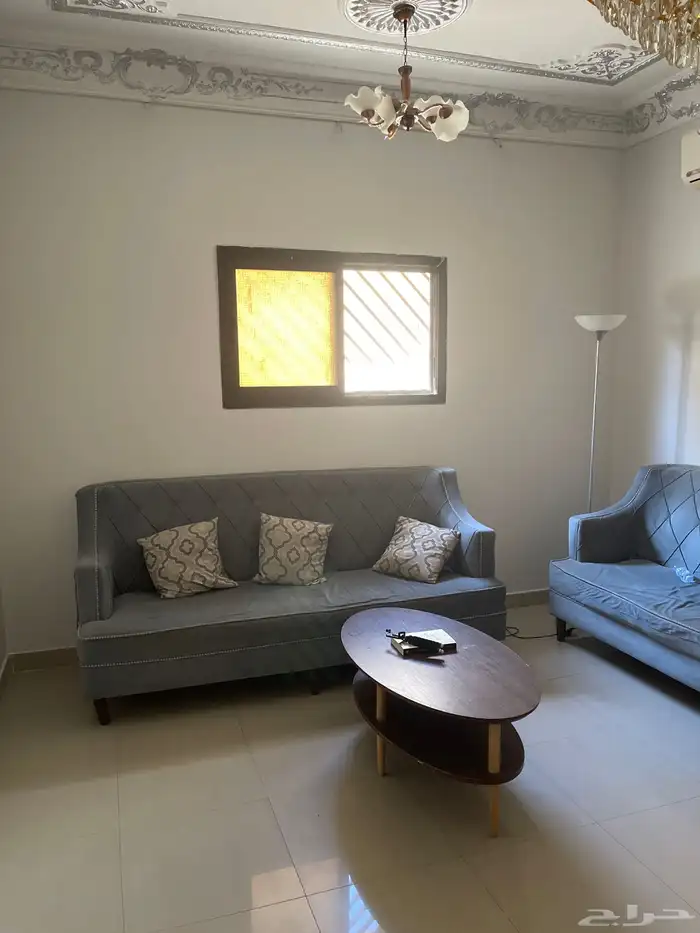 مكيف شباك حديد ودرايش ألمنيوم و كنب واثاث 3