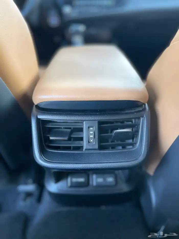 لكزس-ES300h-2022(ممشي61الف) 14