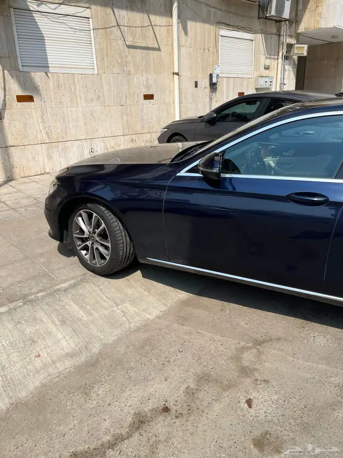 مرسيدس E200 جفالي مالك اول للبيع مخزن 1
