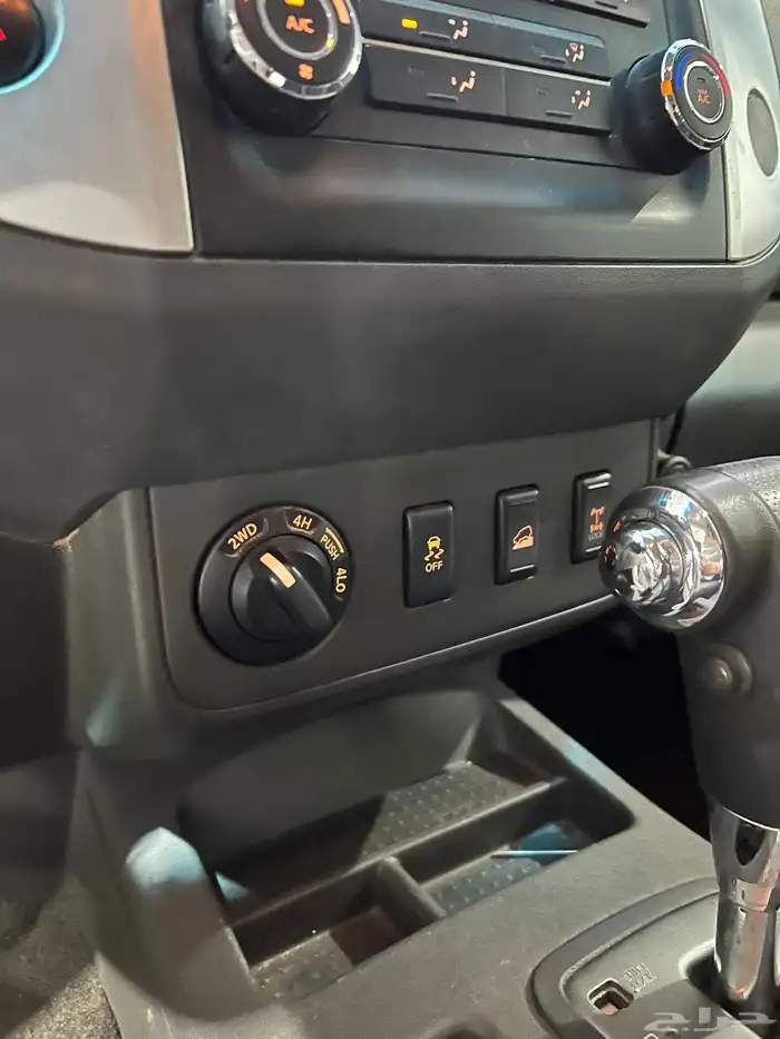 للبيع نيسان اكسنيرا موديل 2014 12