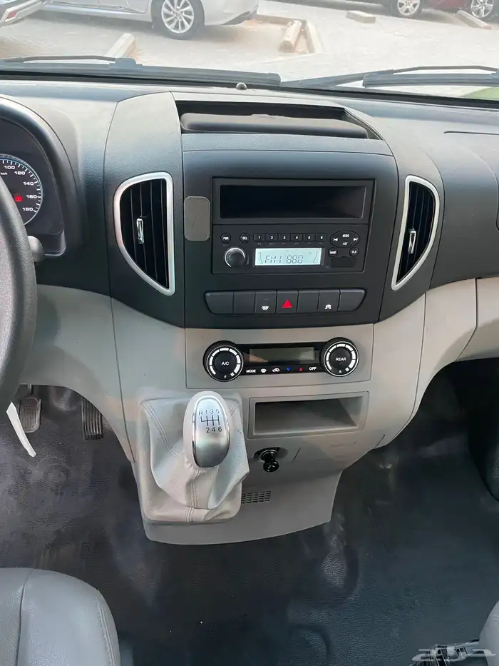 باص فان جاك 2023 سقف عالي - سعودي 16راكب( ديزل) 4سلندر 16