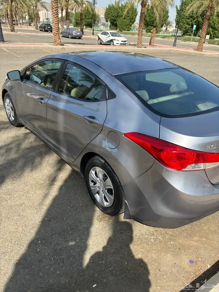 النترا 2012 اتوماتيك مكينه 2000 نظيفه 6