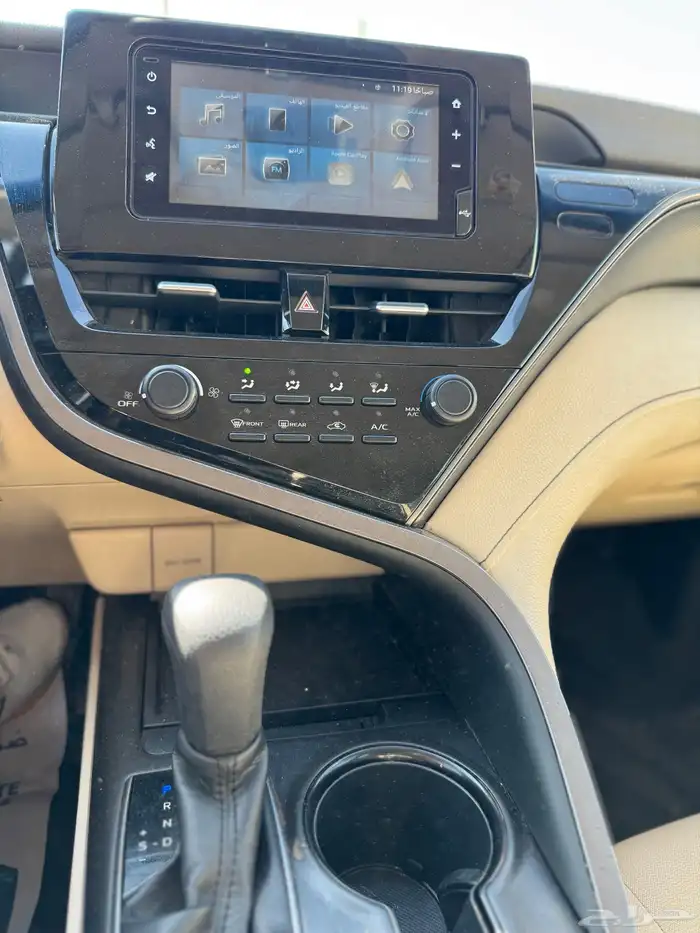 كامري مديل 2022 بنزين ستاندر 8