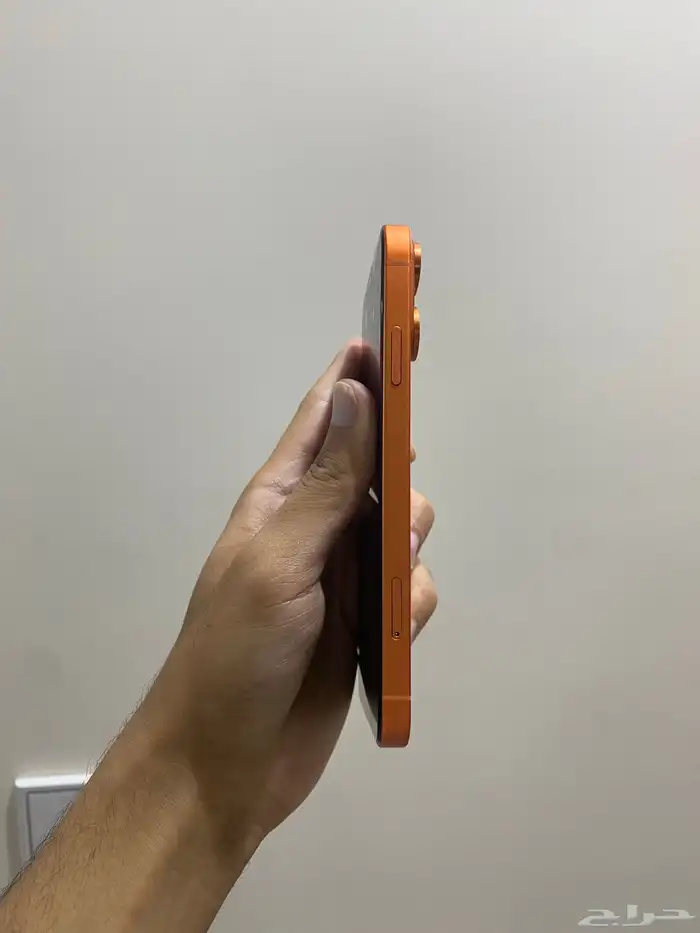 ايفون 11 مرهم 17 برو 128 قيقا 1