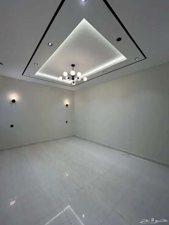 للبيع شقق ارضية و أرواف علوية تشطيب VIP أحد رفيدة مخطط هيف 15