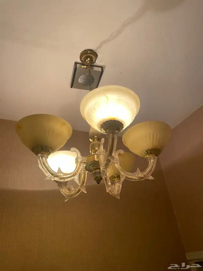 ثريات للبيع 17