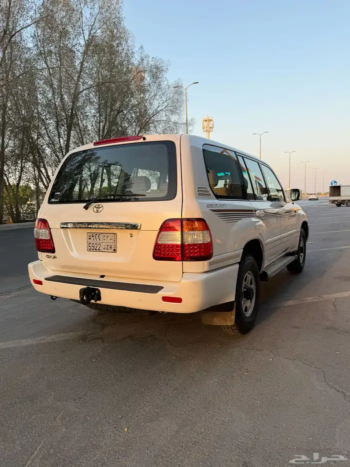 جكسار 2006 قير عادي ( اساس ) ممشى قليل 10