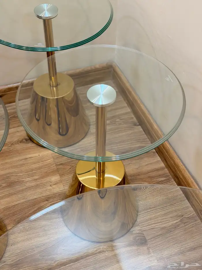 طاوله طقم مدبله لو ذهبي 2