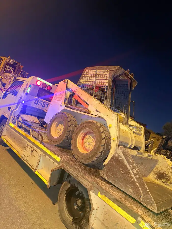 لجميع أنواع البوبكاتات والمعدات الخفيفه والثقيله 0