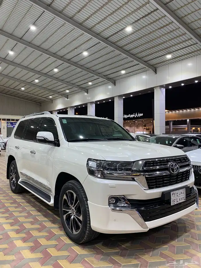 لاندكروزر جي اكس ار ديزل 2021 العدد 70 الف 0