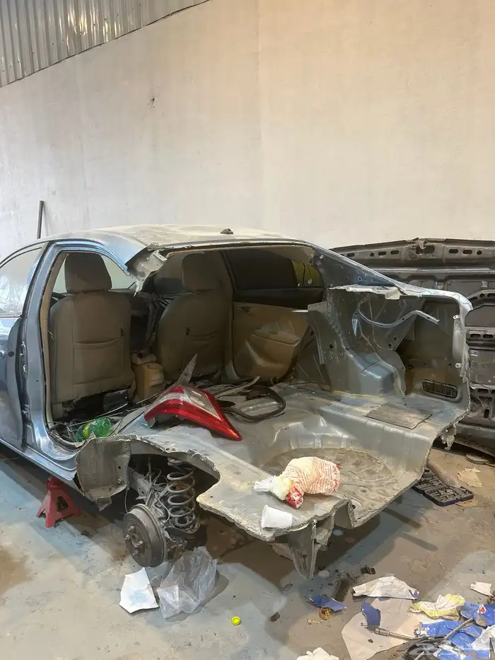 ورشه العاشره لصيانة السيارات الثقبه 6