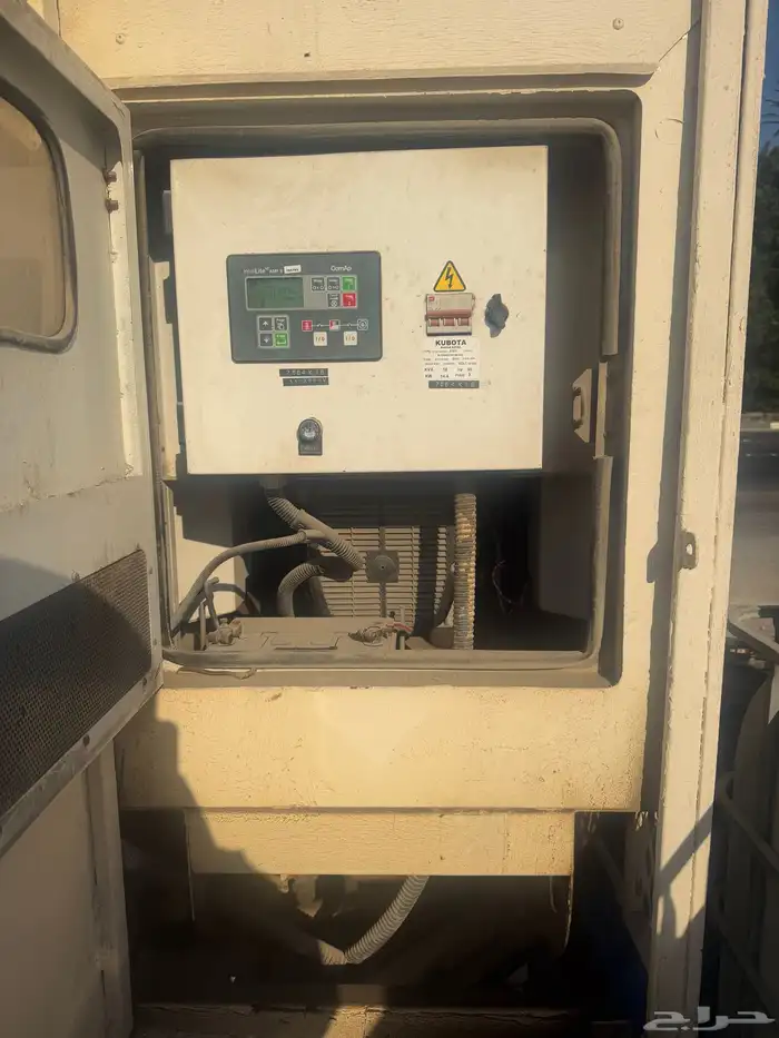 مولد كهربائي 0