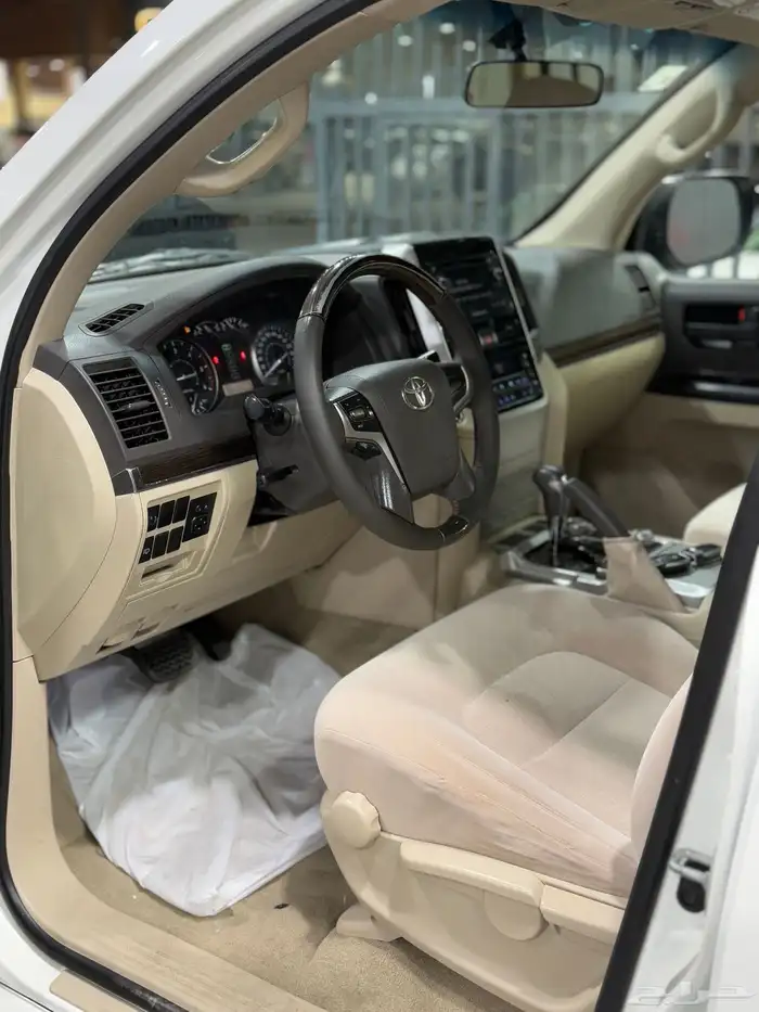 جي اكس ار ديزل 2021 بريمي لدى معرض(عبيد الرشيدي) 23