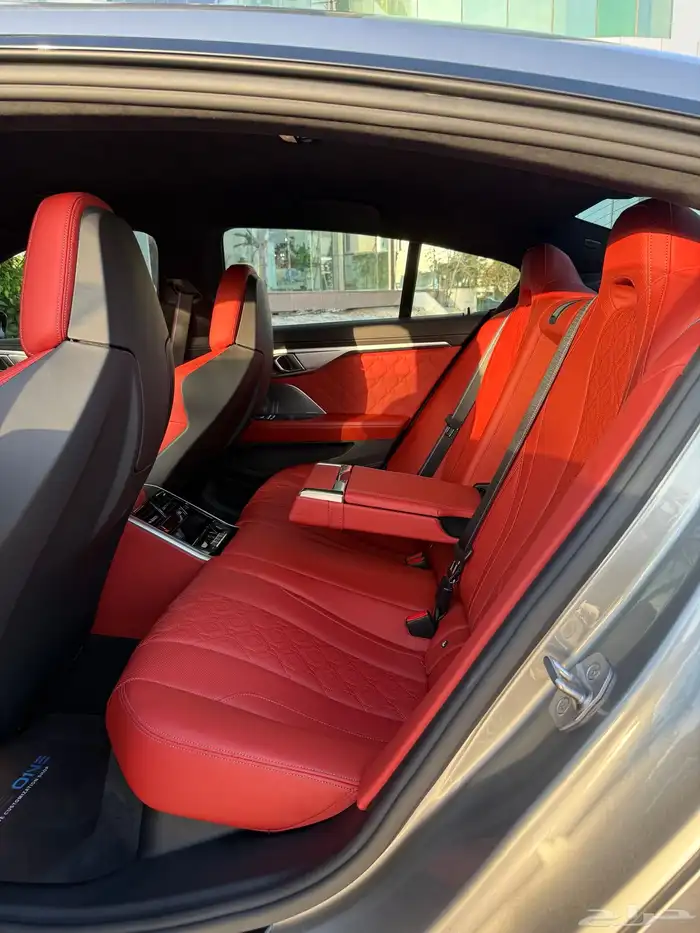 بي ام دبليو ام 8 كومبتيشن M8 Competition Gran Coupe 8