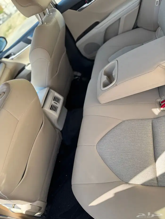 كامري مديل 2022 بنزين ستاندر 7