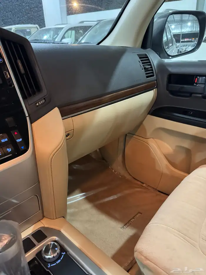 تم البيع الله يبارك للبايع والمشتري 16