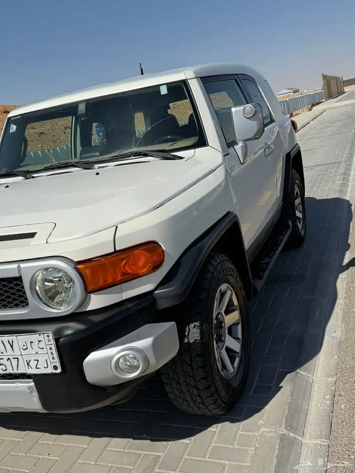 سياره اف جي fj تانك كبير فل كامل للبيع 9