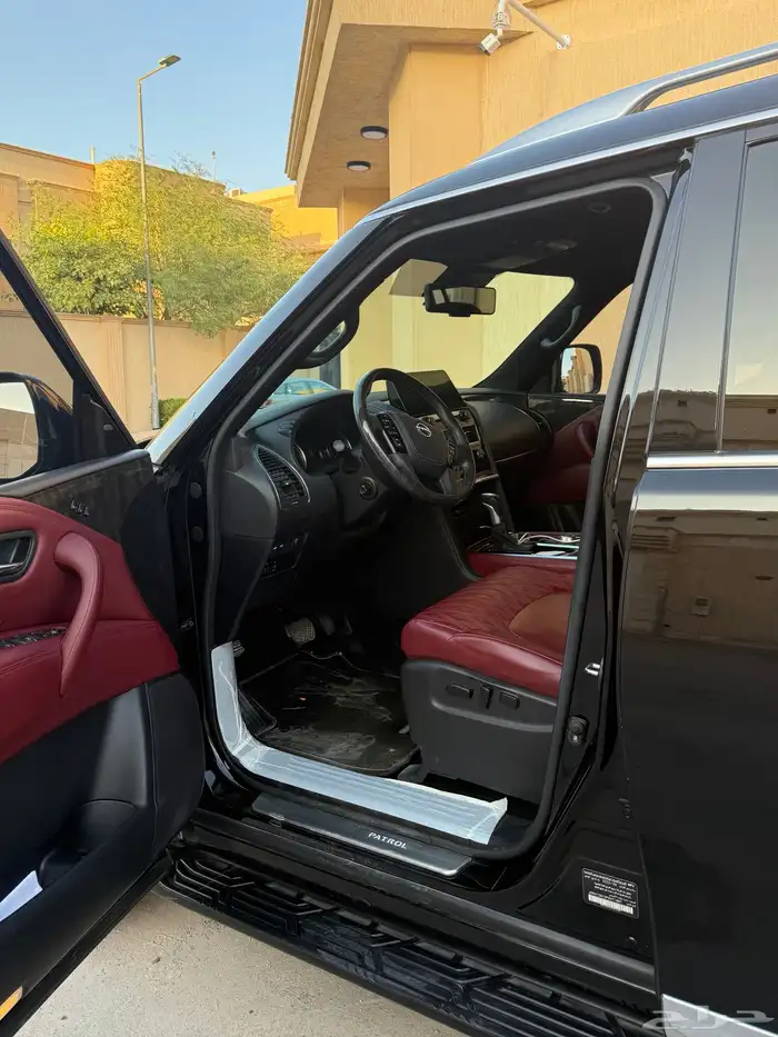 للبيع باترول بلاتينيوم V8 2023 5