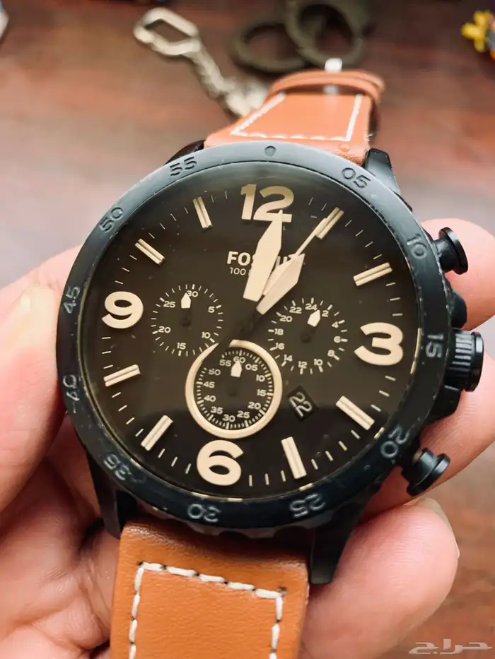 للبيع ساعة فوسيل نيت  حجم كبير  Fossil Nate 2