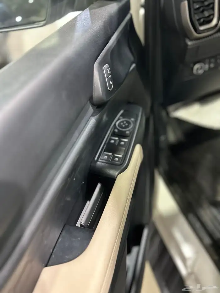 فورد ايفرست XLS دبل 2025 5