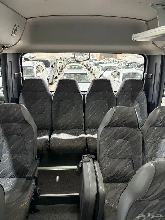 للبيع باص هونداي كونتي ديزل موديل 2014 ممشي قليل 30 راكب 15