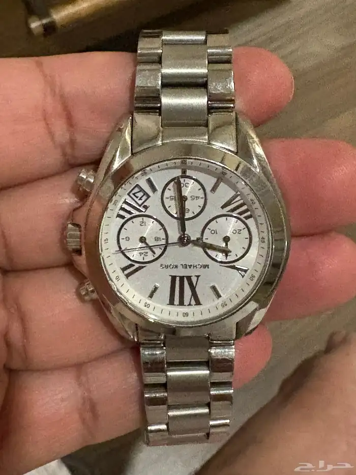 ساعة ميشيل كورز MICHAEL KORS شبة جديدة 1