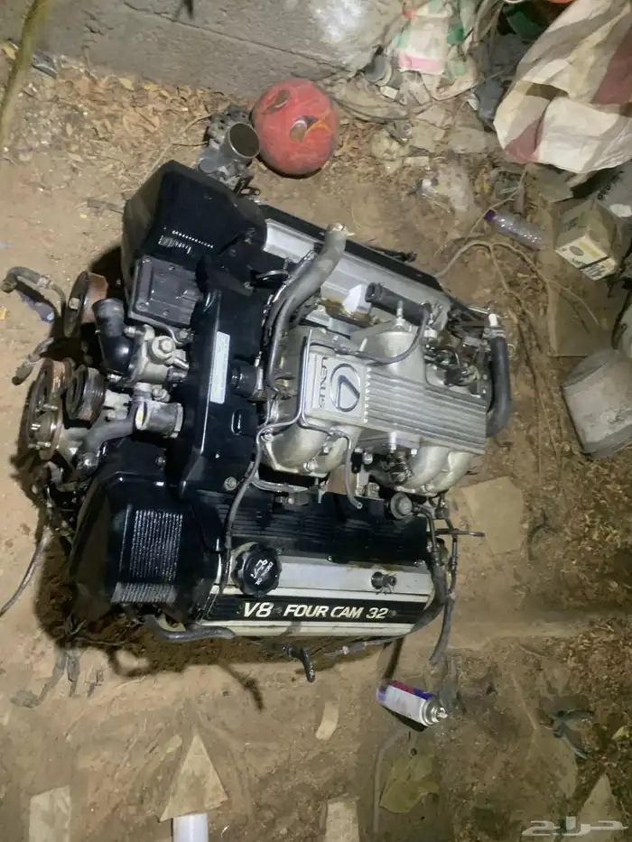 للبيع مكينه لكزس 400 9