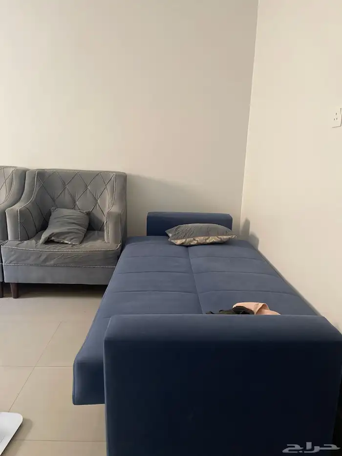 مكيف شباك حديد ودرايش ألمنيوم و كنب واثاث 1