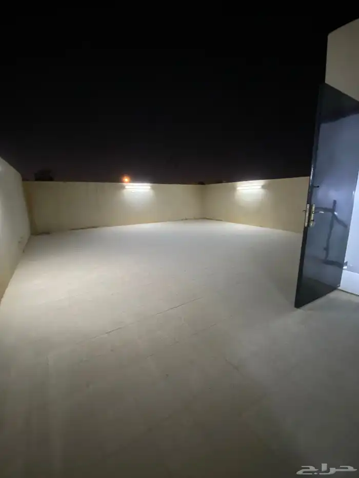 فله للبيع حي عكاظ 33