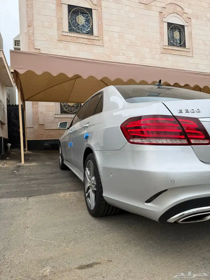 مرسيدس E300 5