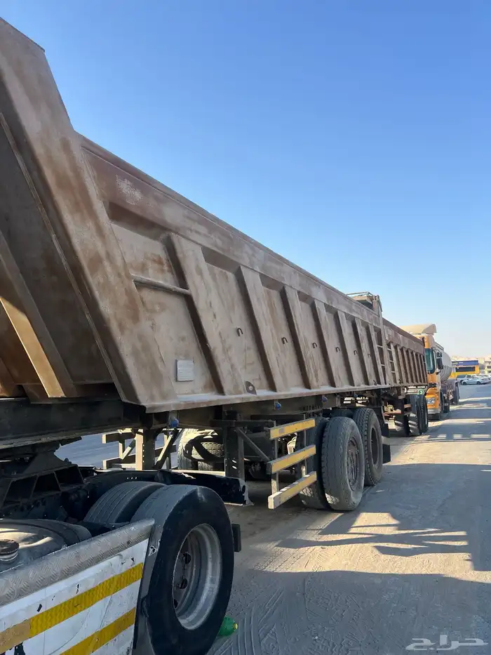 اكتروس للبيع موديل 2003 مع الصندوق مقاس 22 برمك 4