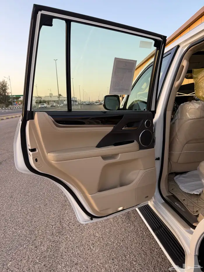 لكزس 2019 فل كامل 7