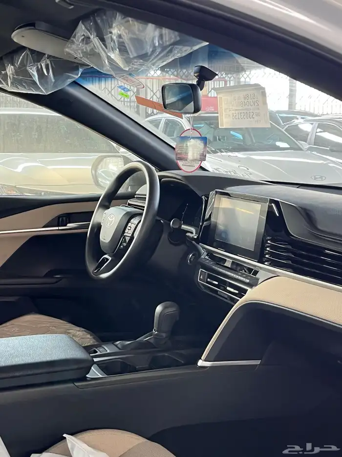 تويوتا كامري 2025 E بنزين زيرو عبداللطيف جميل اقل سعر 9