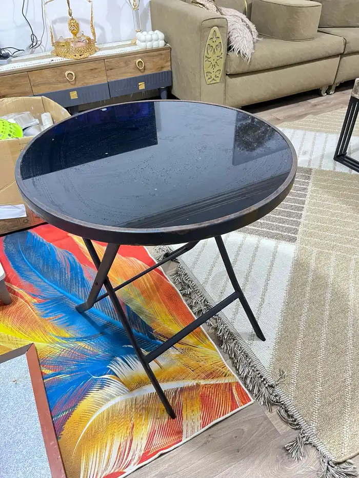 طاولة طعام و كرسي دائرية حديد وزجاج 2