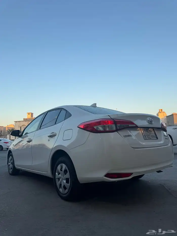 تويوتا يارس 2022 بحالة المصنع 3