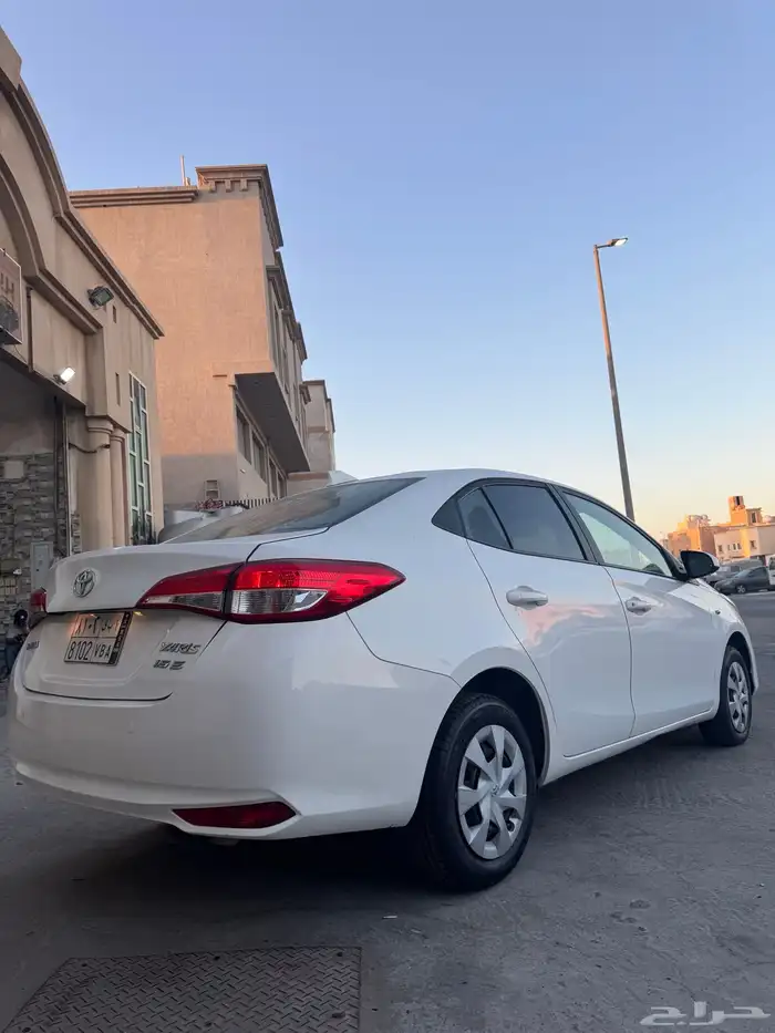 تويوتا يارس 2022 بحالة المصنع 2