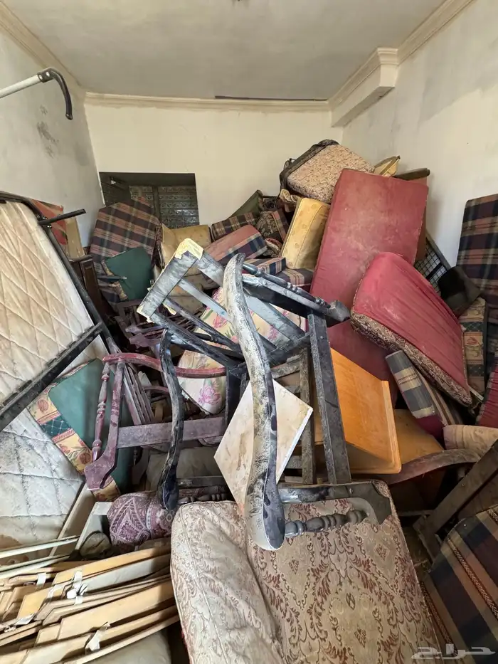 كنب وباطرمه للبيع الموقع الحسينية 0