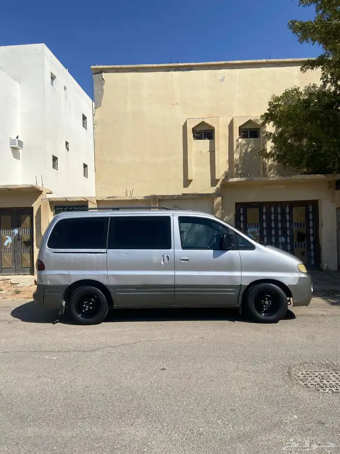 للبيع باص ديزل هونداي موديل 2000 3