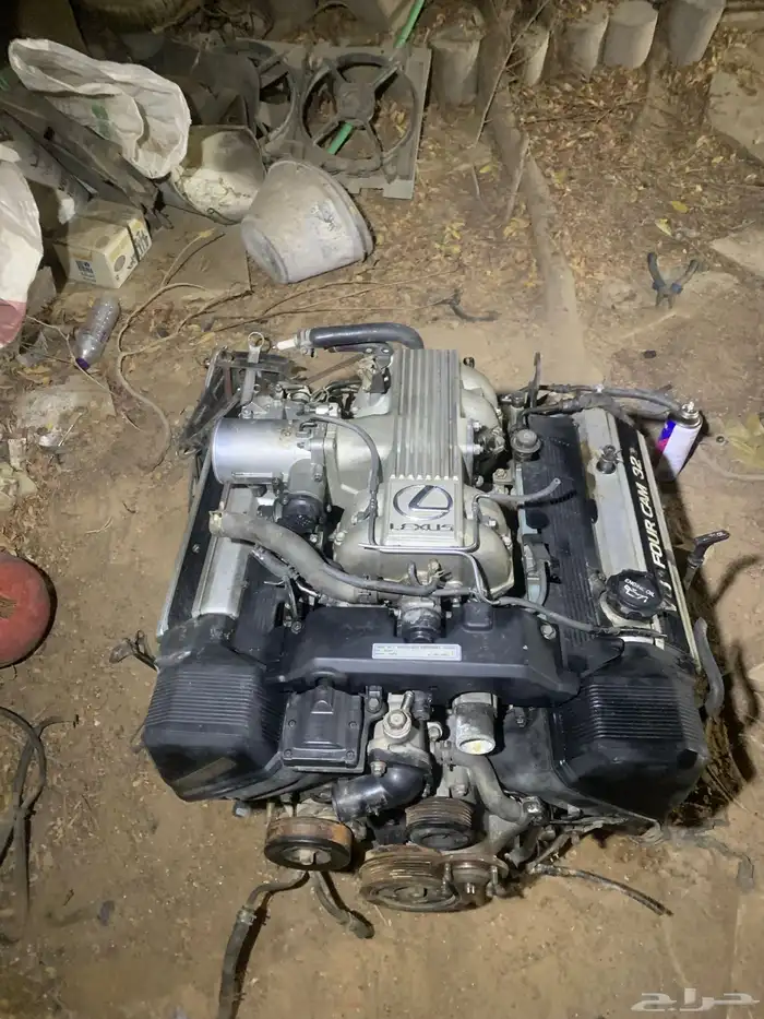 للبيع مكينه لكزس 400 14