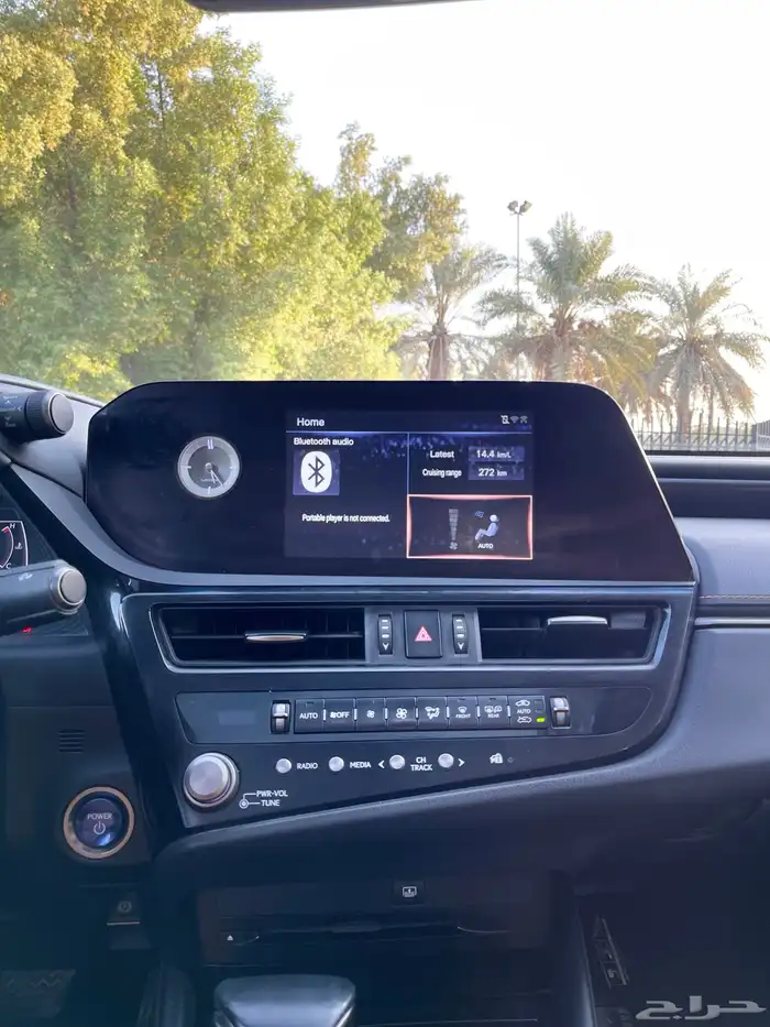 لكزس-ES300h-2022(ممشي61الف) 17