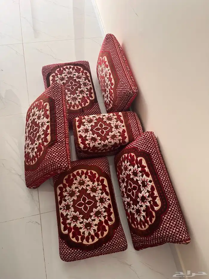 مساند قديمه طيبه 0