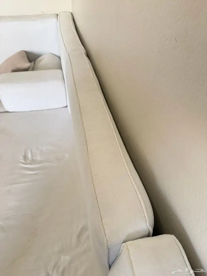 جلسة ارضية ومكيف شباك وكنب وفرن للبيع مستعجل 2