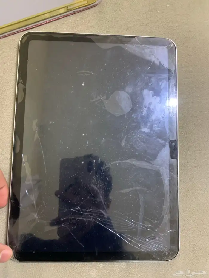 ايباد الجيل العاشر البيع مستعجل لاعلى سوم 0