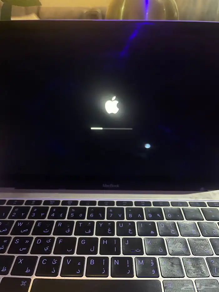 للبيع لابتوب ماك بوك قديم 2