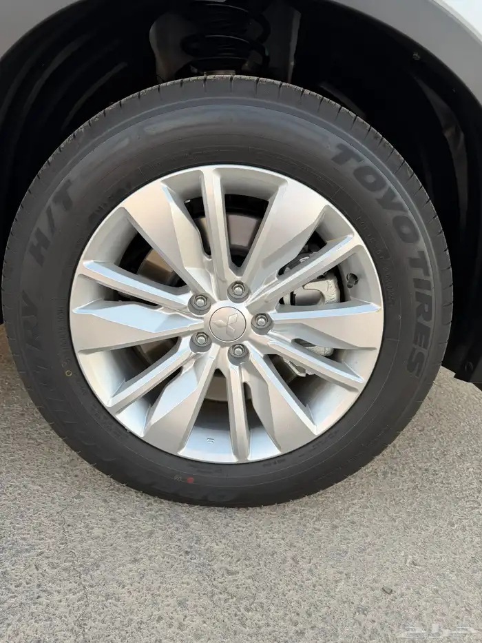 للبيع اوتلاندر 2026 شاشه جديده بانوراما 9