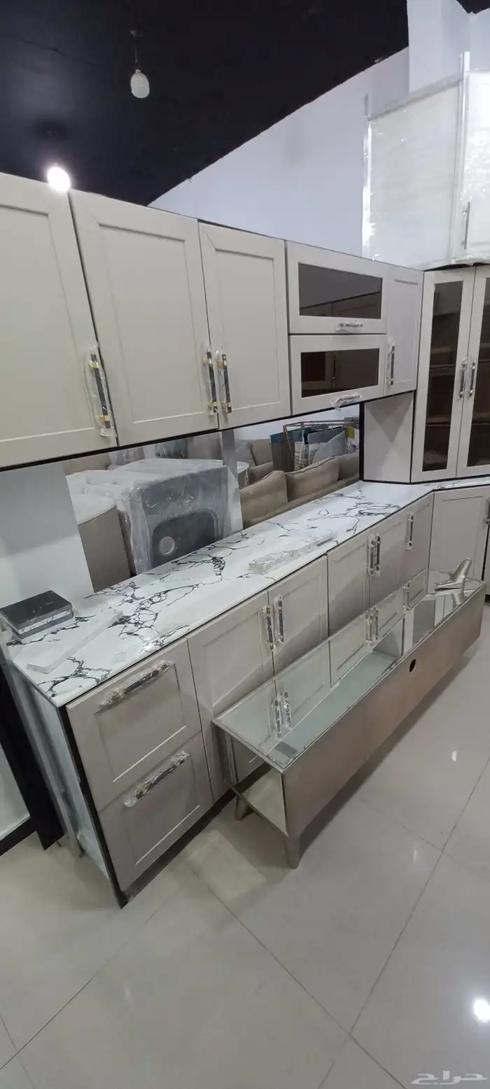 مطابخ جديده جاهزه تتوفر جميع الألوان رخام جلكسي ب2800 شامل ا 1