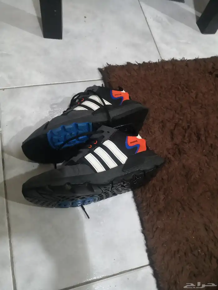 حذاء اديداس اصلي 0