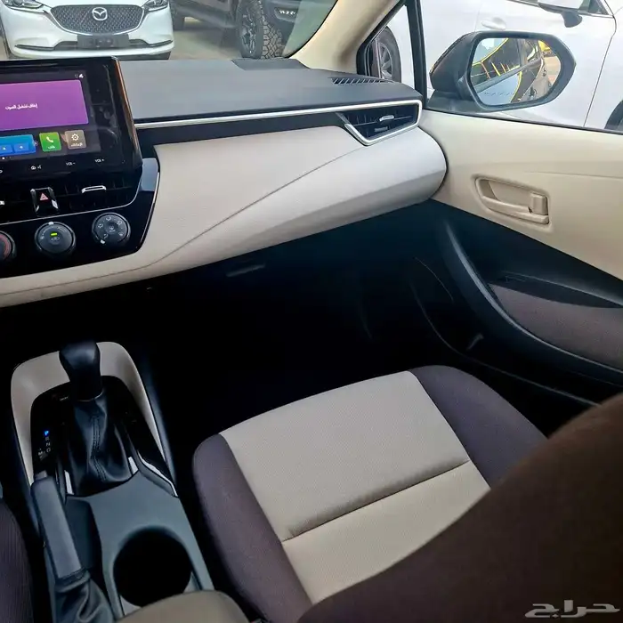 كورولا 2025 مطور مكينه 2.0 اسود السعر 76500 شامل الضريبة 21