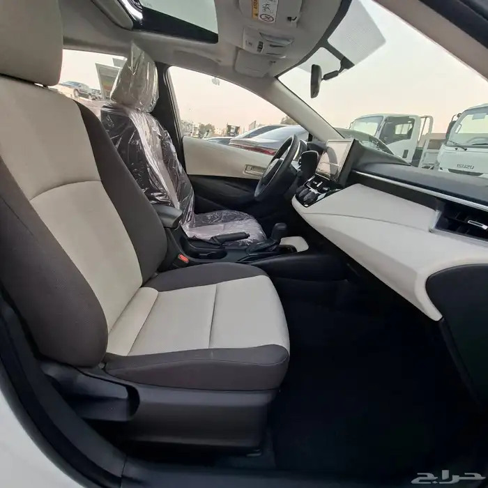 كورولا 2025 فتحه بصمه مكينه 2.0 السعر 84500 الف شامل الضريبة 14