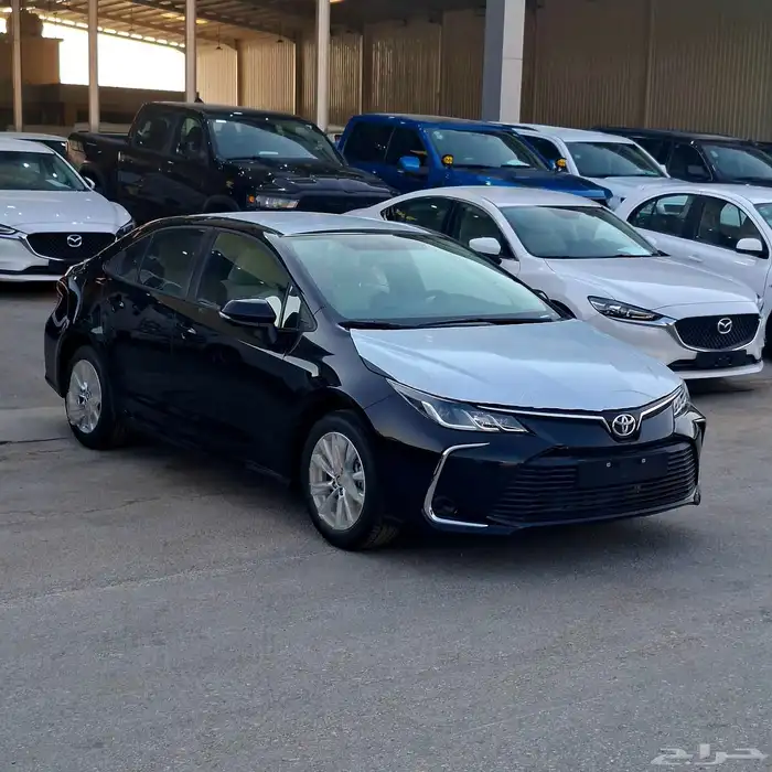 كورولا 2025 مطور مكينه 2.0 اسود السعر 76500 شامل الضريبة 2